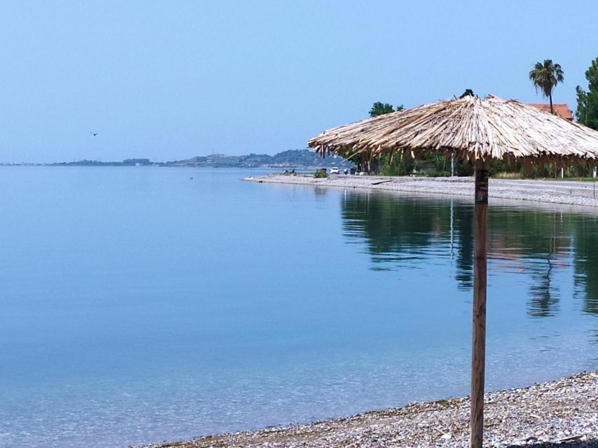 Nafpaktos Beach Apartment Luaran gambar