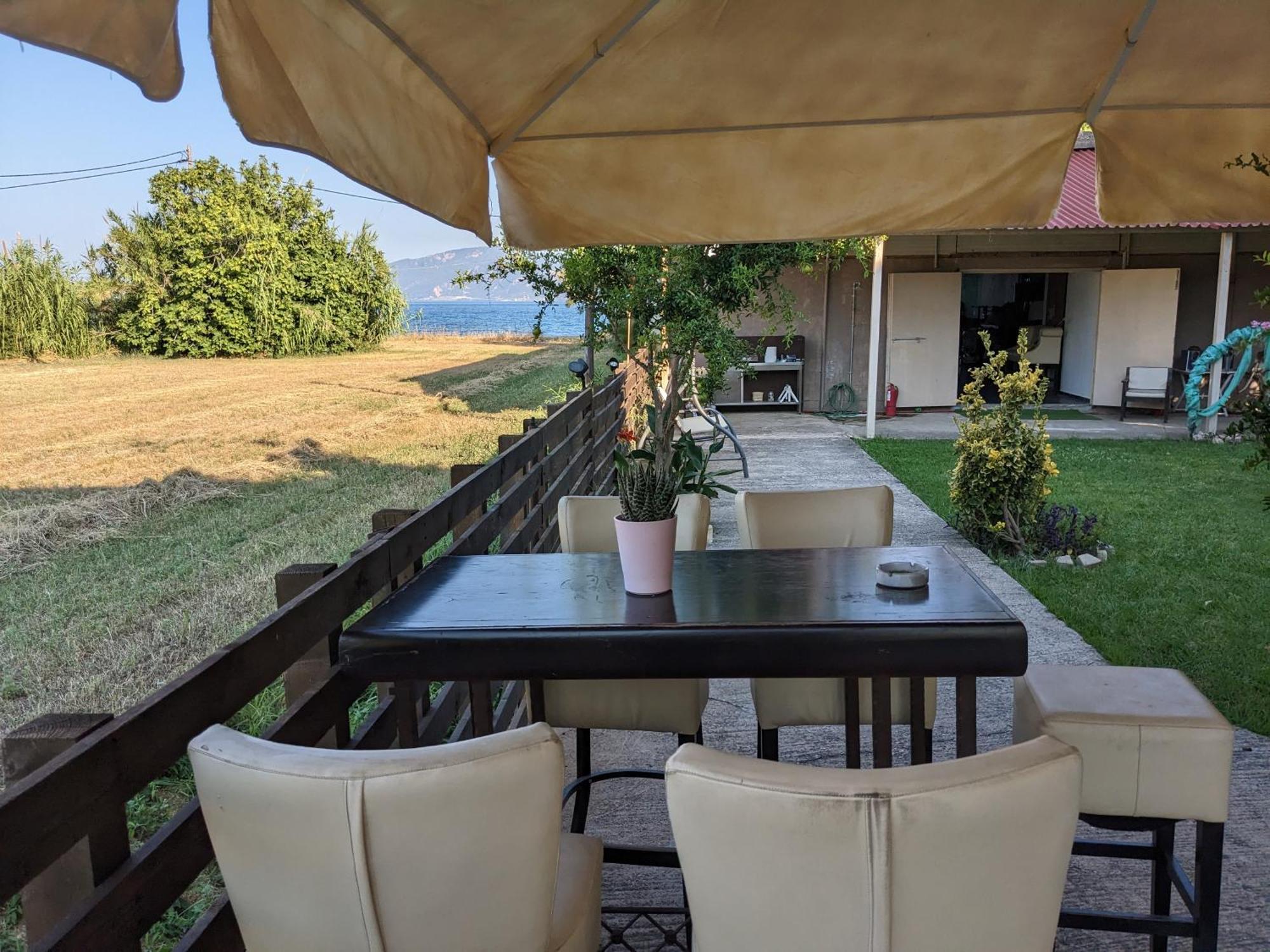 Nafpaktos Beach Apartment Luaran gambar
